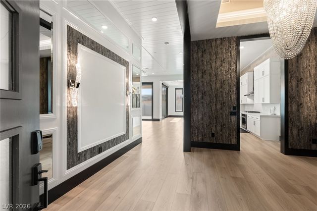 11041 Concord Valley Drive, Las Vegas, NV 89135