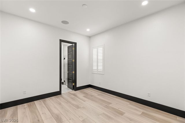 11041 Concord Valley Drive, Las Vegas, NV 89135