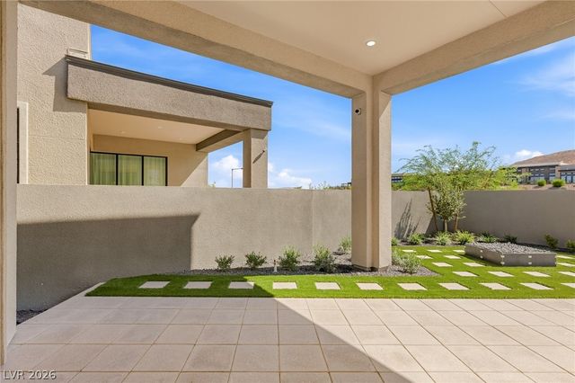 11041 Concord Valley Drive, Las Vegas, NV 89135