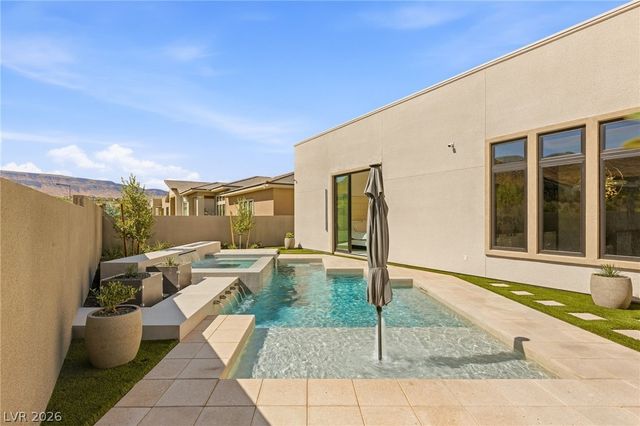 11041 Concord Valley Drive, Las Vegas, NV 89135