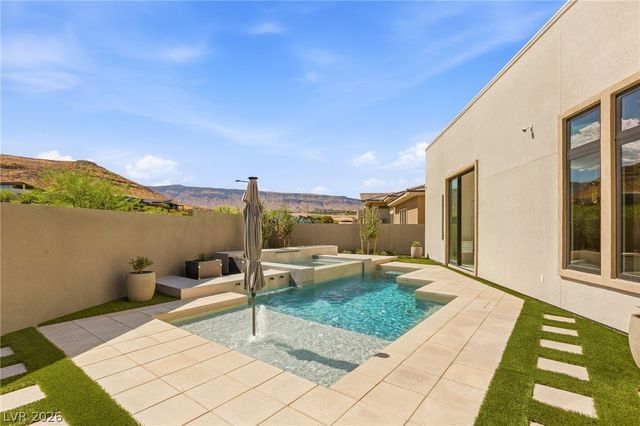 11041 Concord Valley Drive, Las Vegas, NV 89135