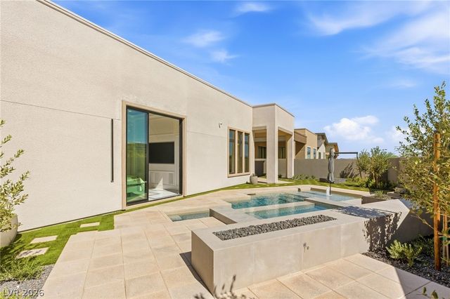 11041 Concord Valley Drive, Las Vegas, NV 89135