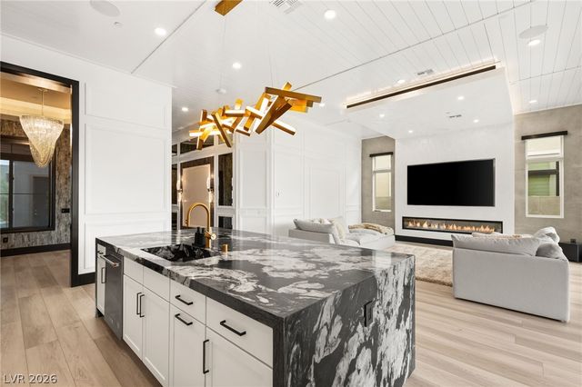 11041 Concord Valley Drive, Las Vegas, NV 89135
