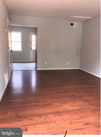 411 AMELIA ST, Fredericksburg, VA 22401