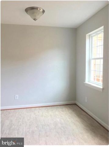411 AMELIA ST, Fredericksburg, VA 22401