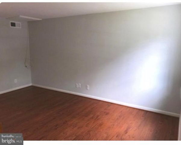 411 AMELIA ST, Fredericksburg, VA 22401