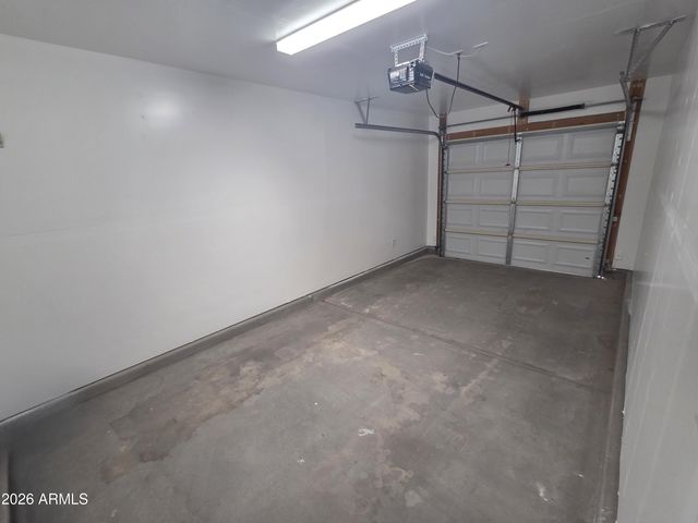 9364 W ONEIDA Drive, Arizona City, AZ 85123