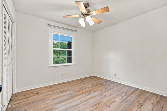 1136 West Shipley Ferry Road, Kingsport, TN 37663