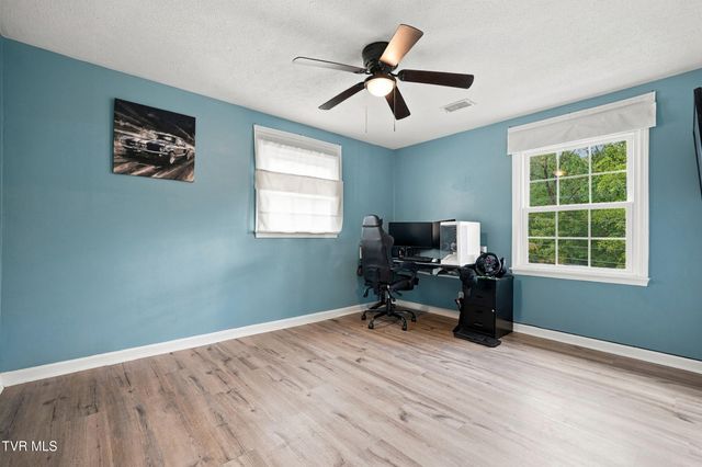 1136 West Shipley Ferry Road, Kingsport, TN 37663