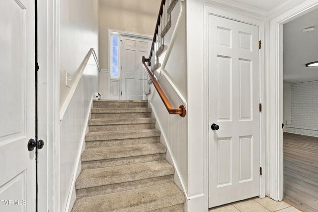 1136 West Shipley Ferry Road, Kingsport, TN 37663