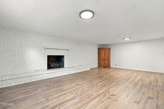1136 West Shipley Ferry Road, Kingsport, TN 37663