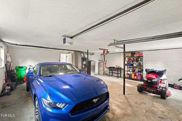 1136 West Shipley Ferry Road, Kingsport, TN 37663