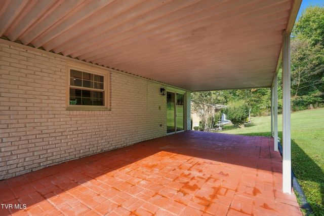 1136 West Shipley Ferry Road, Kingsport, TN 37663