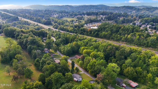 1136 West Shipley Ferry Road, Kingsport, TN 37663