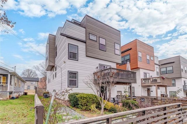 225 Crumley SW Street, Atlanta, GA 30312