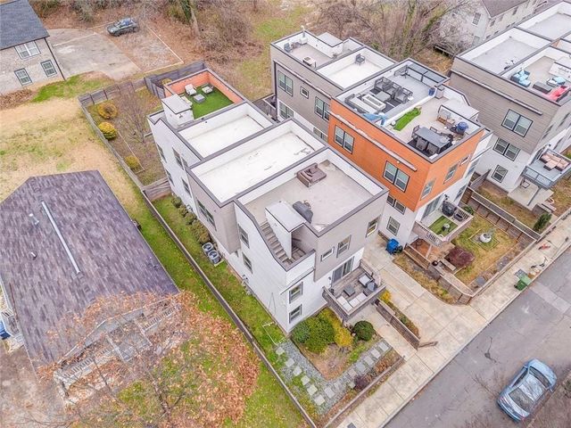 225 Crumley SW Street, Atlanta, GA 30312