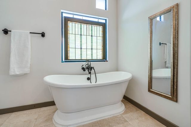 1206 W 24th Street, Houston, TX 77008