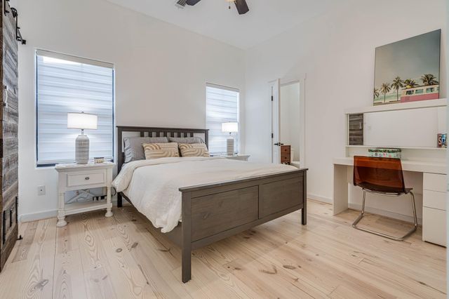 1206 W 24th Street, Houston, TX 77008