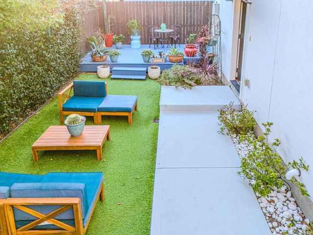 1206 W 24th Street, Houston, TX 77008