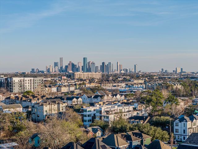 1206 W 24th Street, Houston, TX 77008