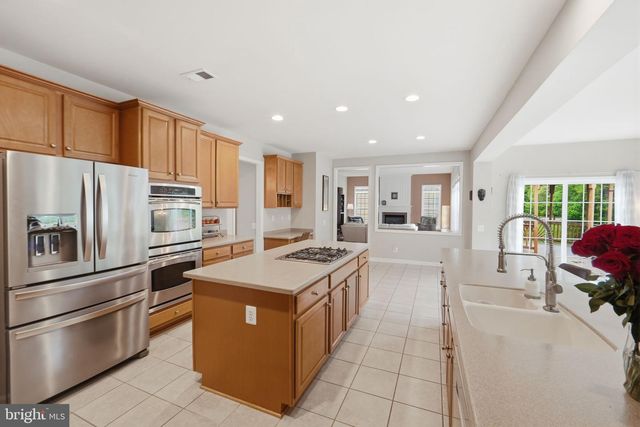43774 BROWNBURG PL, Chantilly, VA 20152
