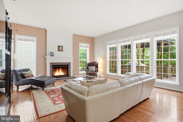 43774 BROWNBURG PL, Chantilly, VA 20152