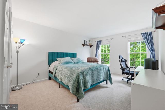 43774 BROWNBURG PL, Chantilly, VA 20152