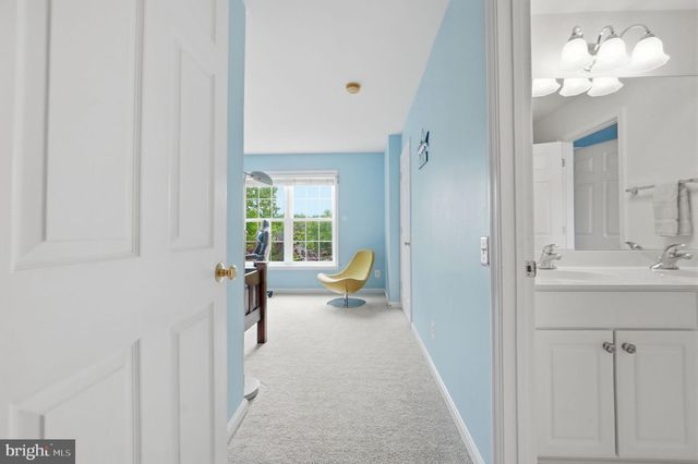 43774 BROWNBURG PL, Chantilly, VA 20152
