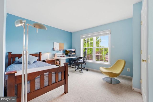 43774 BROWNBURG PL, Chantilly, VA 20152
