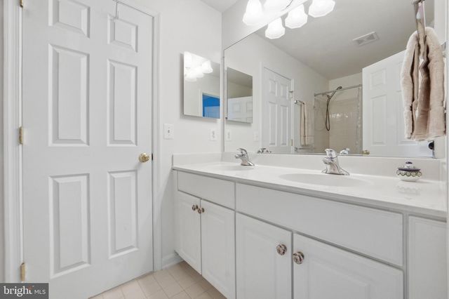 43774 BROWNBURG PL, Chantilly, VA 20152