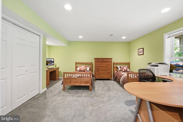 43774 BROWNBURG PL, Chantilly, VA 20152