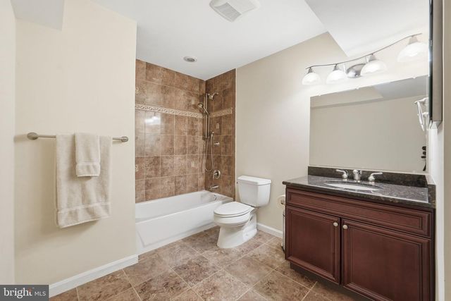43774 BROWNBURG PL, Chantilly, VA 20152