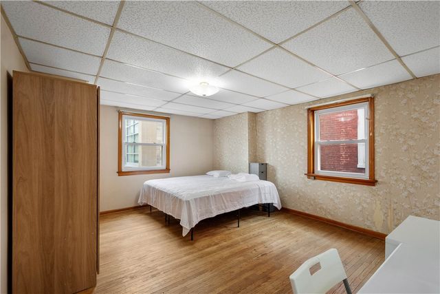 3211 JOE HAMMER SQUARE, Oakland, PA 15213
