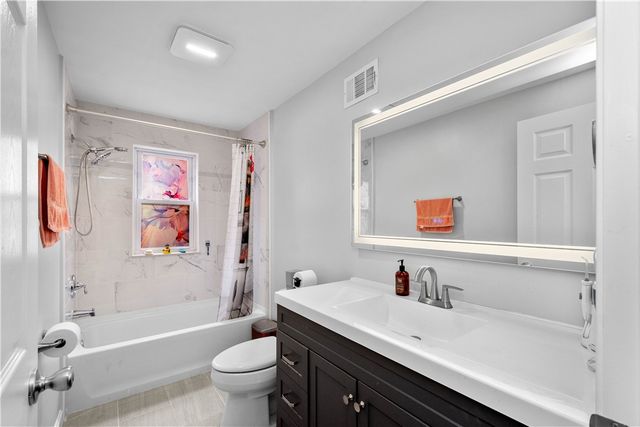 3211 JOE HAMMER SQUARE, Oakland, PA 15213