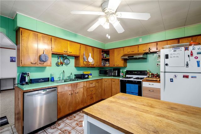 3211 JOE HAMMER SQUARE, Oakland, PA 15213