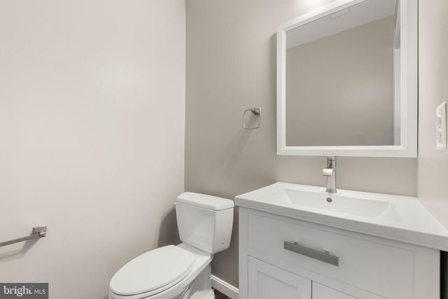 1502 TECUMSEH TER NE, Leesburg, VA 20176