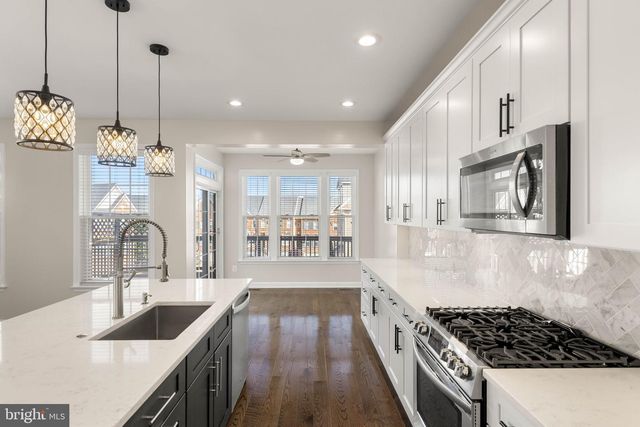 1502 TECUMSEH TER NE, Leesburg, VA 20176