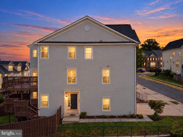 1502 TECUMSEH TER NE, Leesburg, VA 20176