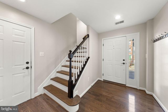 1502 TECUMSEH TER NE, Leesburg, VA 20176