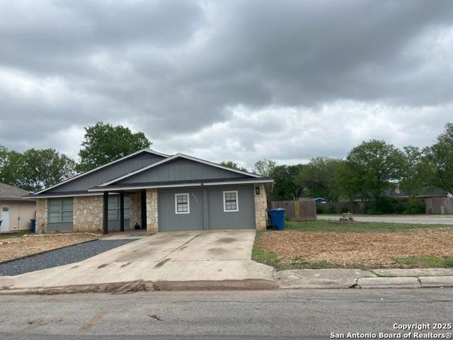 8303 Meadow Fire, San Antonio, TX 78251