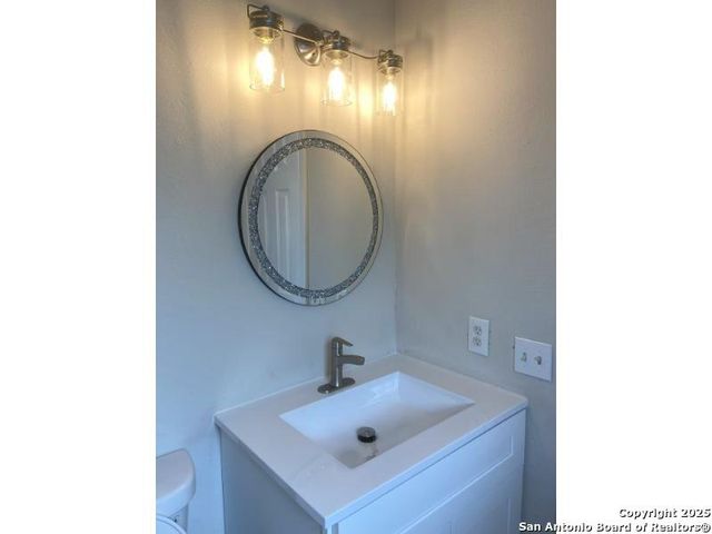 8303 Meadow Fire, San Antonio, TX 78251