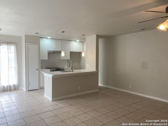8303 Meadow Fire, San Antonio, TX 78251
