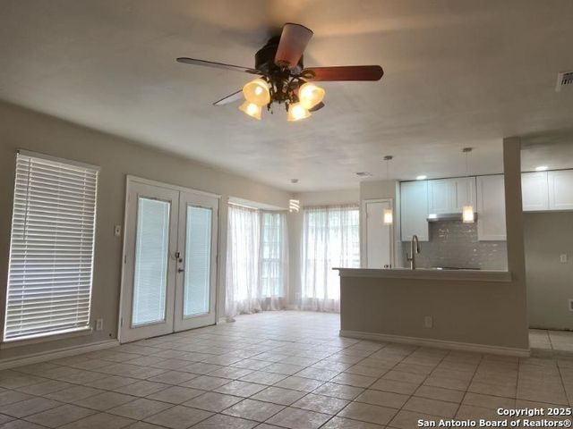 8303 Meadow Fire, San Antonio, TX 78251