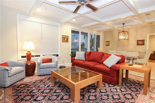 105 Gascoigne Ave 102, St Simons Island, GA 31522