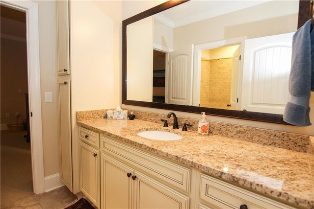 105 Gascoigne Ave 102, St Simons Island, GA 31522