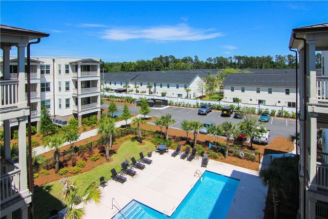 105 Gascoigne Ave 102, St Simons Island, GA 31522