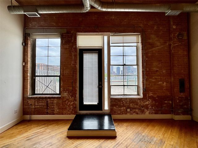 3026 Commerce Street 205, Dallas, TX 75226