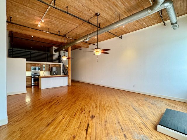 3026 Commerce Street 205, Dallas, TX 75226