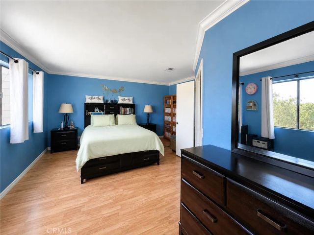 1212 S Barranca B, Glendora, CA 91740