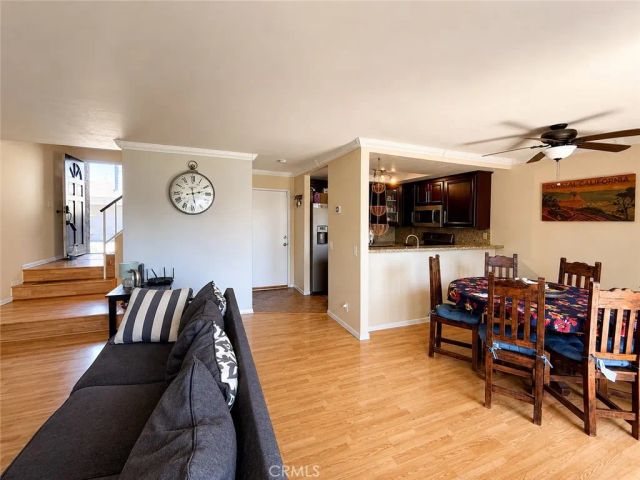 1212 S Barranca B, Glendora, CA 91740